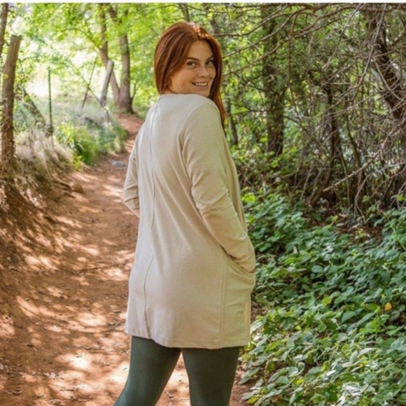 Senita Athletics Premium Cardigan ~ Open Front, Pockets ~ Size S - Picture 2 of 6